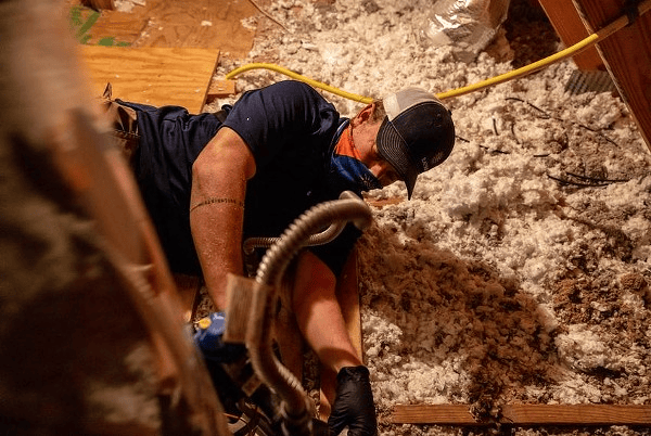 Plumbers from many states come to help Texas Plumbers