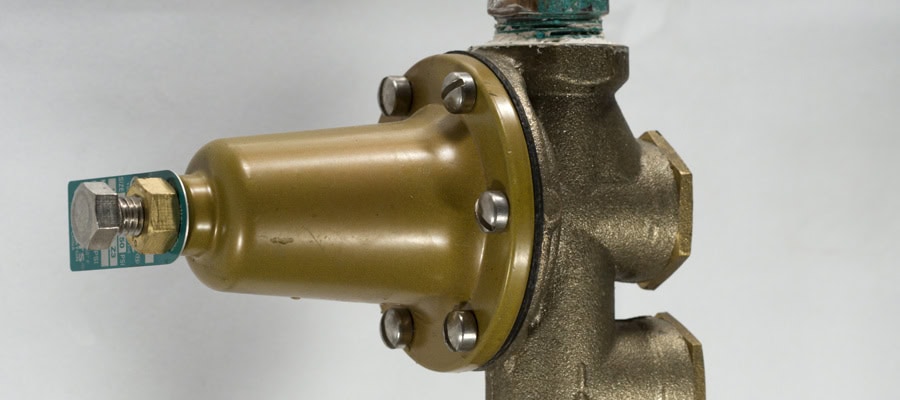 plumber water pressure regulator test